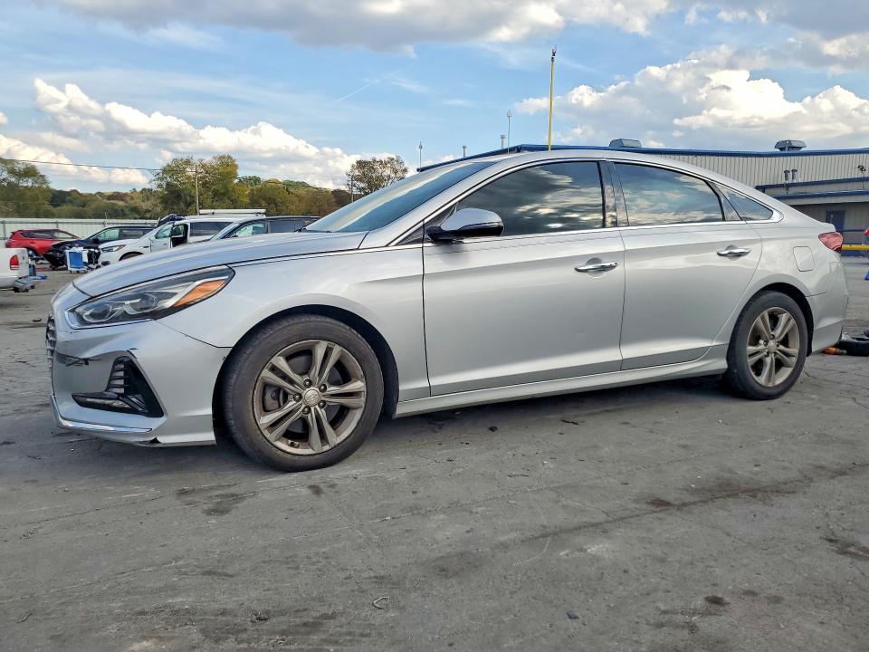 2018 Hyundai Sonata მანქანა იყიდება აუქციონზე, vin: 5NPE34AFXJH690755, აუქციონის ნომერი: 71231566