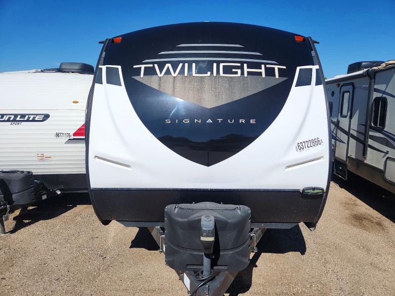 63722866 :رقم المزاد ، 5RXPB3025M1448971 vin ، 2021 Twilight Rvs Signature Series M-2 مزاد بيع