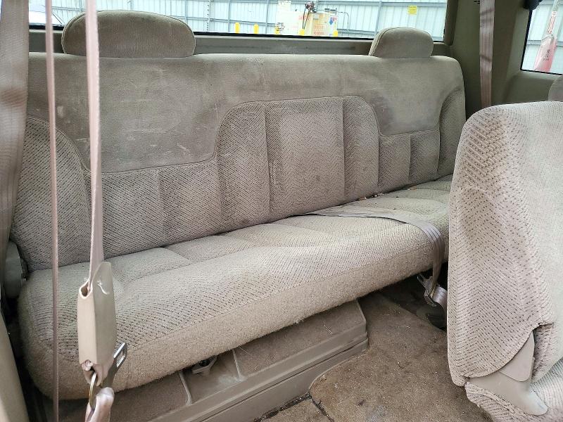 Продажа на аукционе авто 1996 Chevrolet Gmt-400, vin: 2GCEK19R9T1103613, номер лота: 71888096