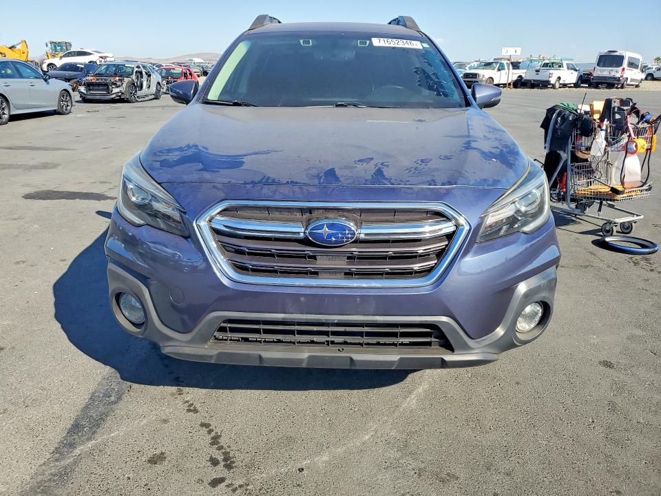 71652346 :رقم المزاد ، 4S4BSANCXJ3286866 vin ، 2018 Subaru Outback مزاد بيع