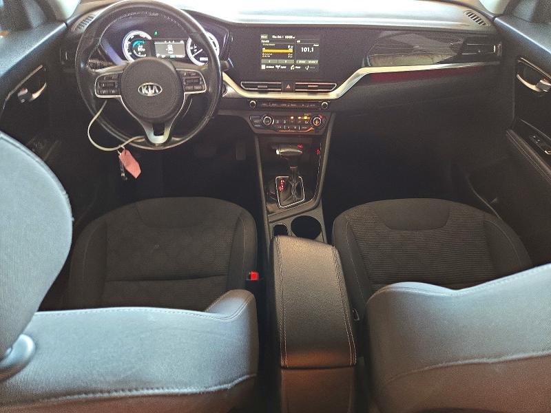 71426996 :رقم المزاد ، KNDCB3LC3L5413178 vin ، 2020 Kia Niro مزاد بيع