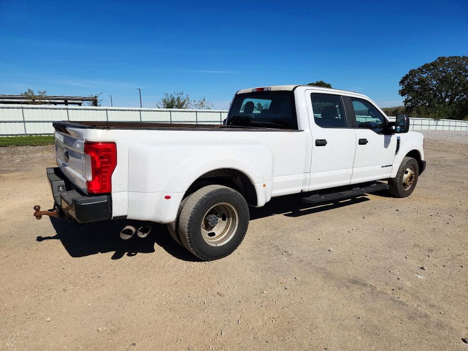 2019 Ford F350 მანქანა იყიდება აუქციონზე, vin: 1FT8W3CT2KEE87202, აუქციონის ნომერი: 70776016