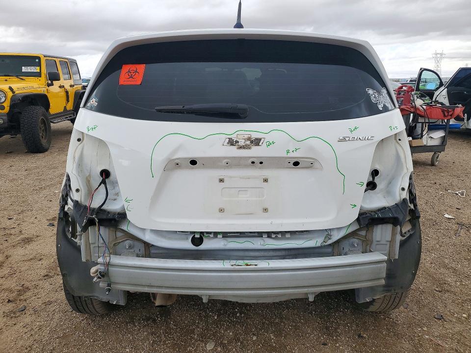 72128696 :رقم المزاد ، 1G1JA6SGXE4118094 vin ، 2014 Chevrolet Sonic مزاد بيع