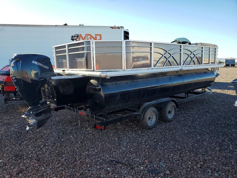 71679566 :رقم المزاد ، BUJ12907D121 vin ، 2021 Suntracker Boat&trlr مزاد بيع