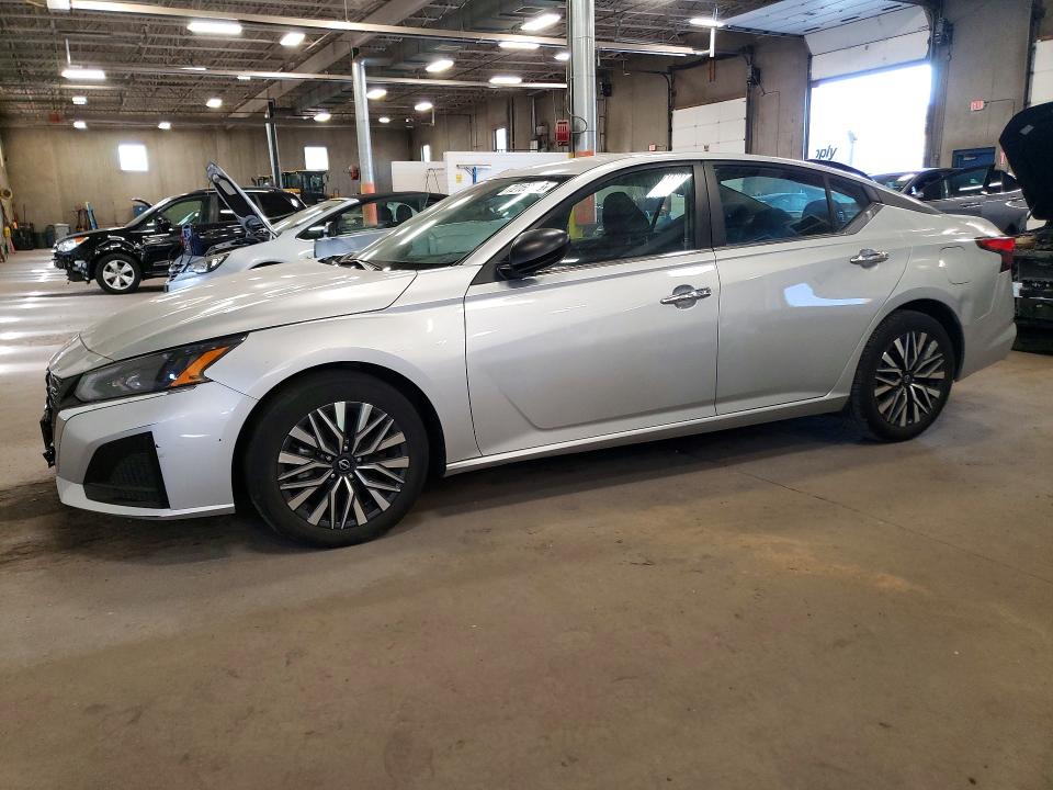 2024 Nissan Altima მანქანა იყიდება აუქციონზე, vin: 1N4BL4DV5RN401868, აუქციონის ნომერი: 72160326