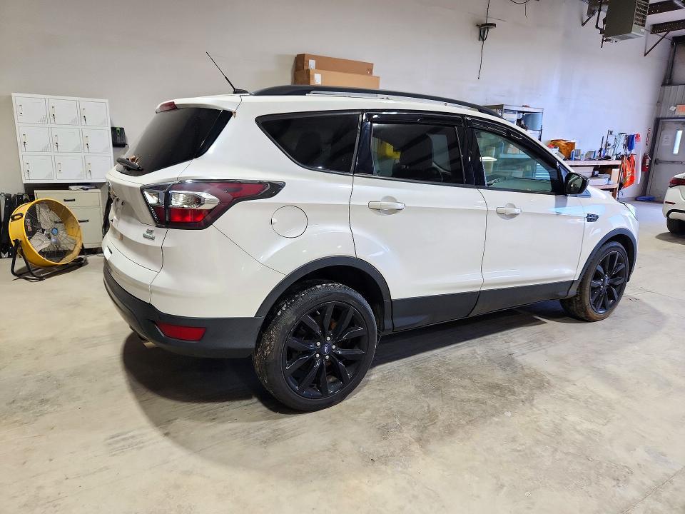 Aukcja sprzedaży 2017 Ford Escape, vin: 1FMCU0GD8HUA99354, numer aukcji: 72133896