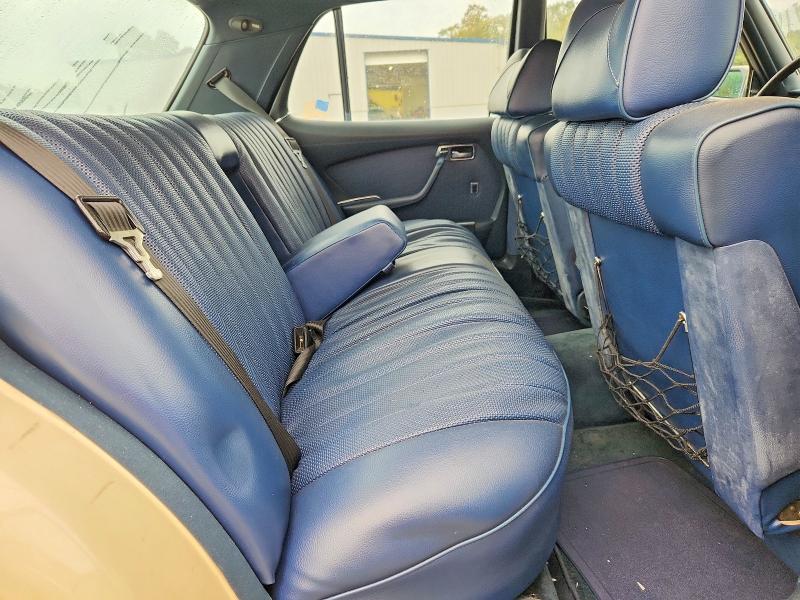 71711676 :رقم المزاد ، 11612012001353 vin ، 1978 Mercedes-benz C-class 30 مزاد بيع