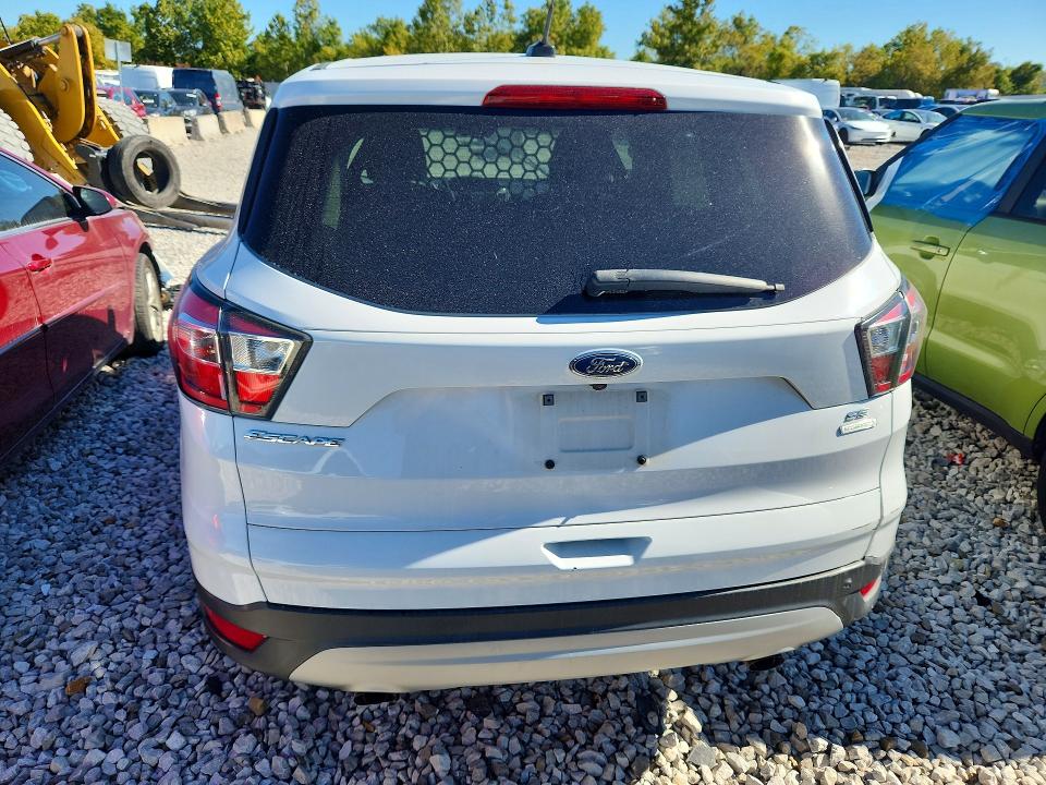 Auction sale of the 2017 Ford Escape, vin: 1FMCU0GDXHUA15857, lot number: 69324086