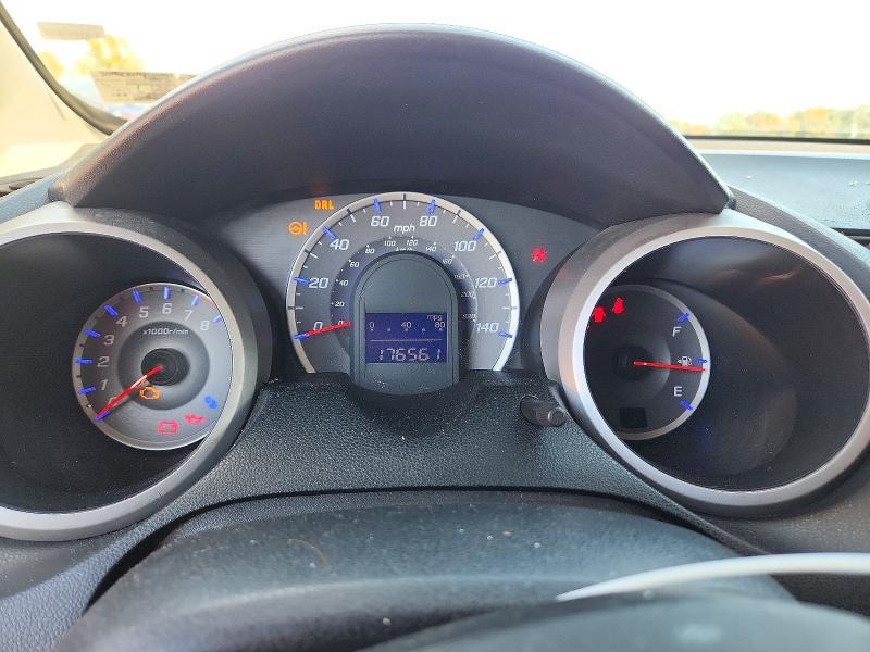 2010 Honda Fit მანქანა იყიდება აუქციონზე, vin: JHMGE8H48AC040721, აუქციონის ნომერი: 72620556