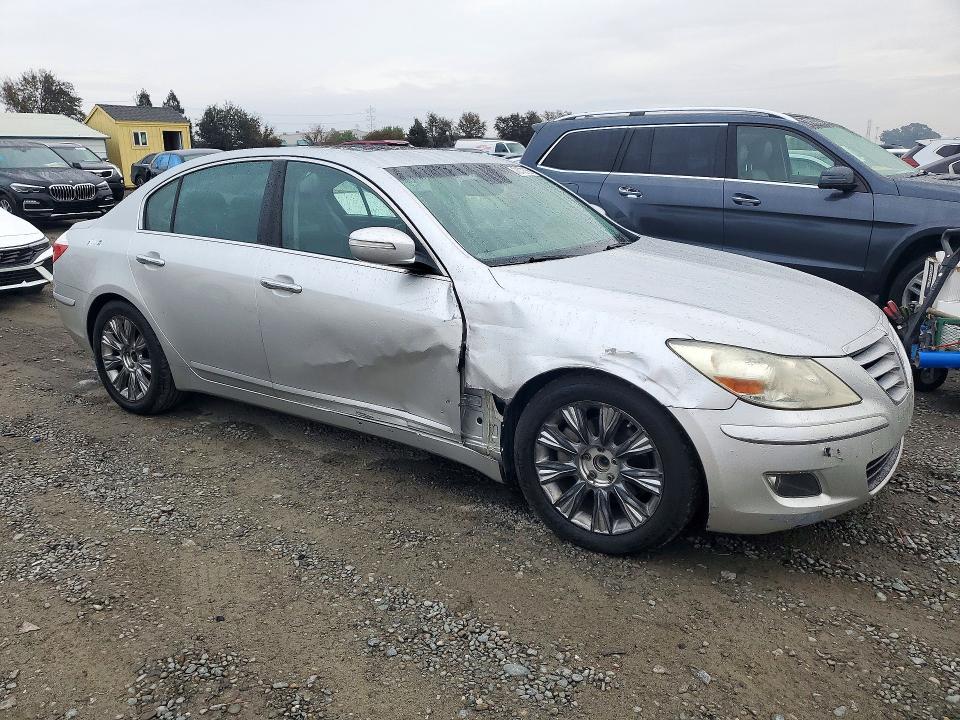 Auction sale of the 2009 Hyundai Genesis, vin: KMHGC46E09U040998, lot number: 73772766