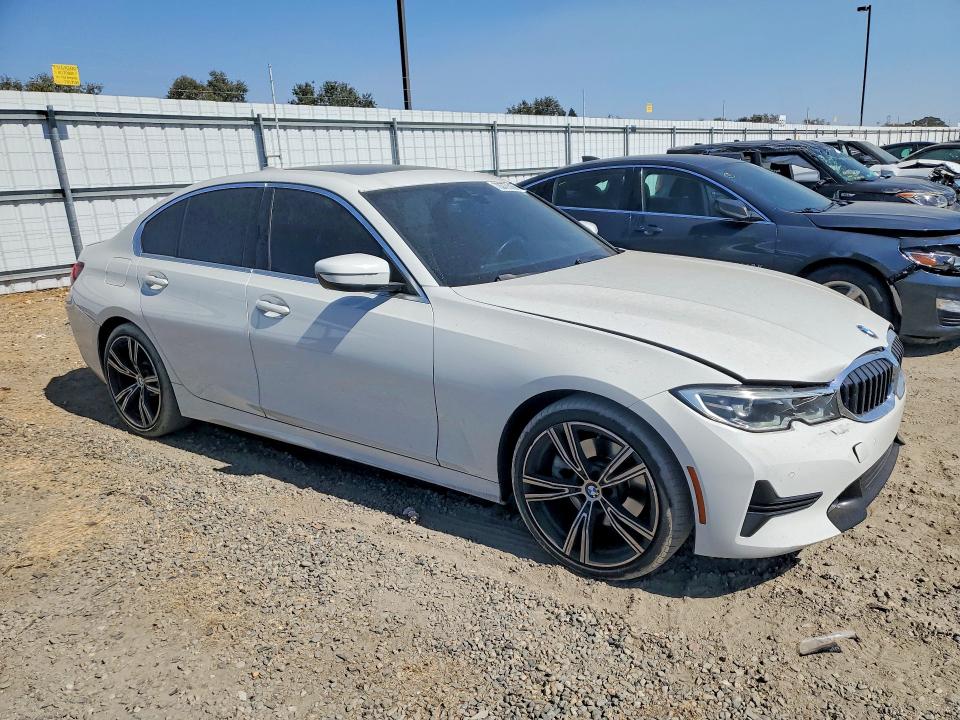 70377516 :رقم المزاد ، 3MW5R1J06M8C06870 vin ، 2021 Bmw 330i مزاد بيع