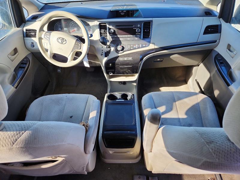 71502826 :رقم المزاد ، 5TDKK3DC8ES406895 vin ، 2014 Toyota Sienna مزاد بيع