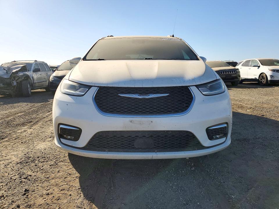 69349666 :رقم المزاد ، 2C4RC1BGXNR111358 vin ، 2022 Chrysler Pacifica مزاد بيع