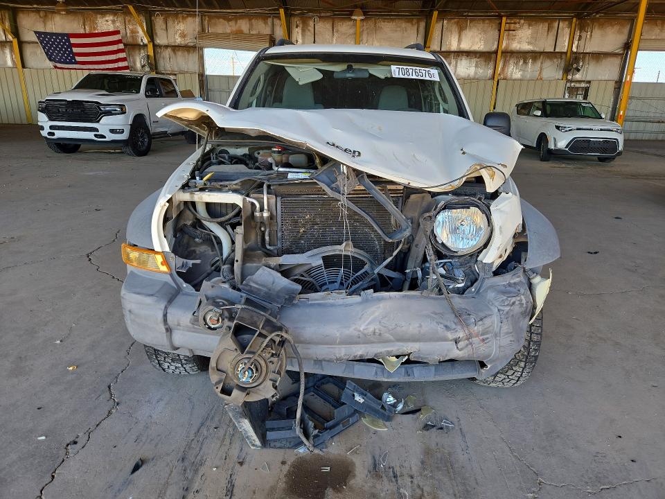 70876576 :رقم المزاد ، 1J4GL48525W681175 vin ، 2005 Jeep Liberty مزاد بيع