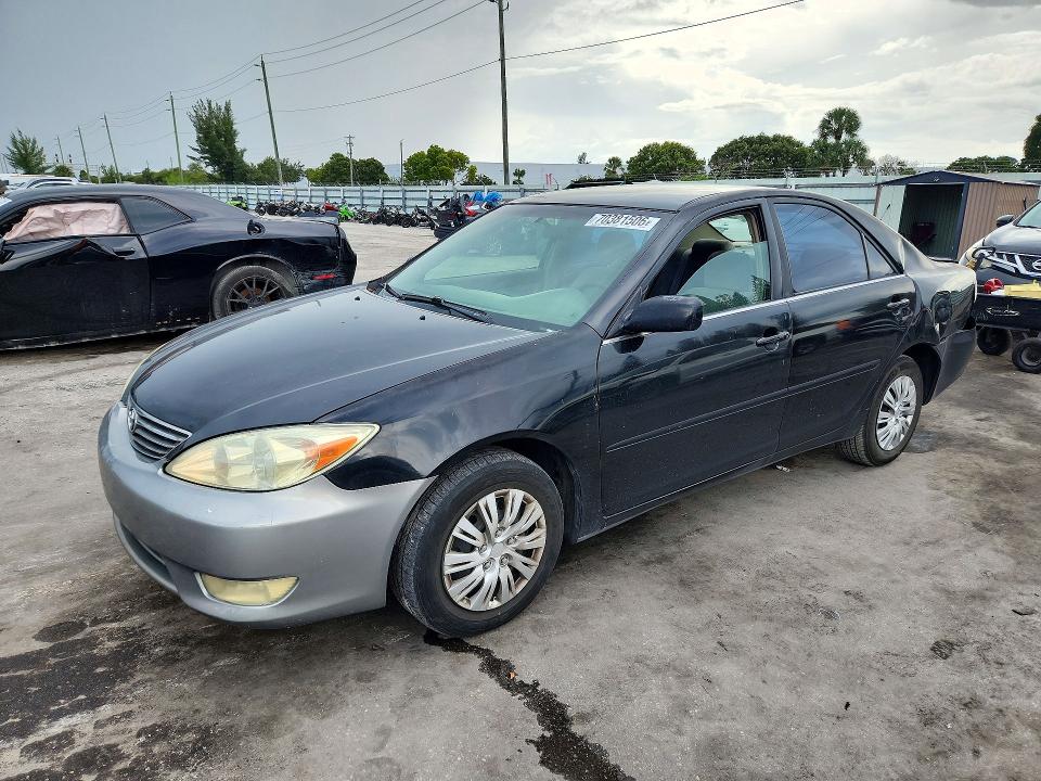 Продажа на аукционе авто 2004 Toyota Camry, vin: 4T1BE32K54U333329, номер лота: 70381506
