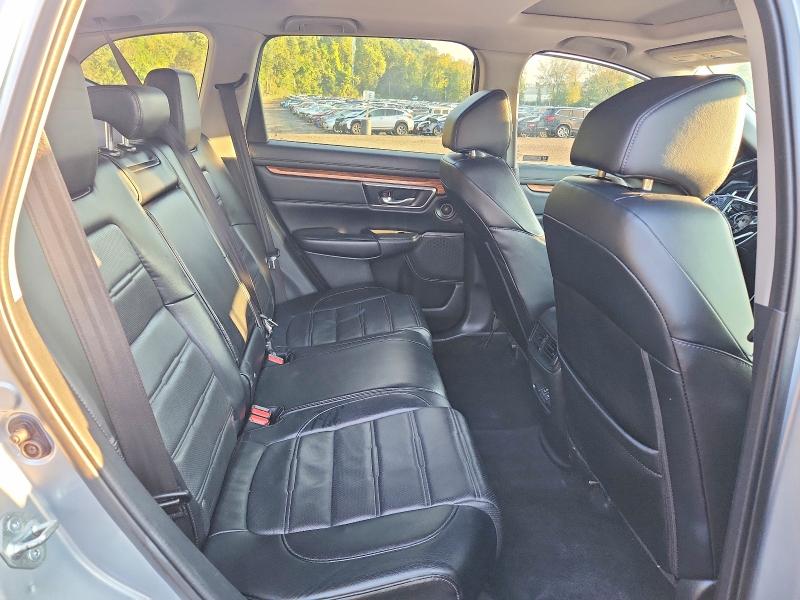 Продажа на аукционе авто 2018 Honda Cr-v, vin: 2HKRW2H82JH685859, номер лота: 70631036