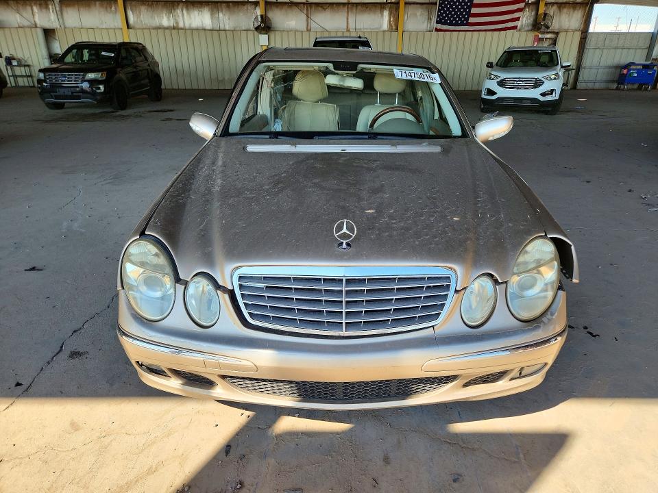 71475016 :رقم المزاد ، WDBUF26J35A819936 vin ، 2005 Mercedes-benz E مزاد بيع