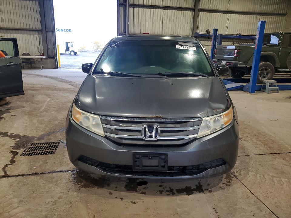 71712426 :رقم المزاد ، 5FNRL5H92BB507730 vin ، 2011 Honda Odyssey مزاد بيع