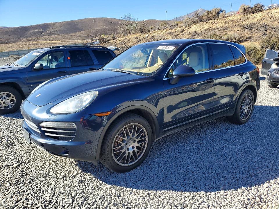 2013 Porsche Cayenne მანქანა იყიდება აუქციონზე, vin: WP1AB2A2XDLA81652, აუქციონის ნომერი: 71893636