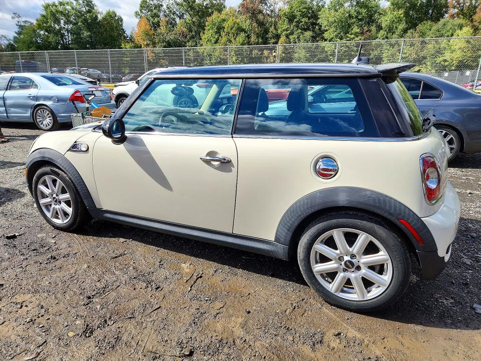 Продажа на аукционе авто 2011 Mini Cooper, vin: WMWSV3C51BTY14014, номер лота: 72441696