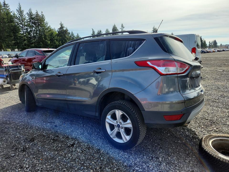 2014 Ford Escape მანქანა იყიდება აუქციონზე, vin: 1FMCU9GXXEUD27915, აუქციონის ნომერი: 69464706