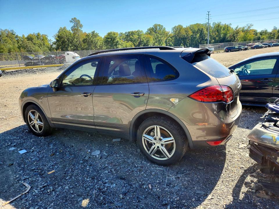 2012 Porsche Cayenne მანქანა იყიდება აუქციონზე, vin: WP1AE2A21CLA90729, აუქციონის ნომერი: 71967736