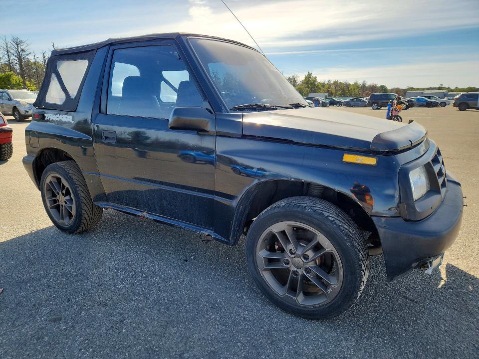 Продажа на аукционе авто 1998 Chevrolet Tracker, vin: 2CNBE1867W6905372, номер лота: 72606586