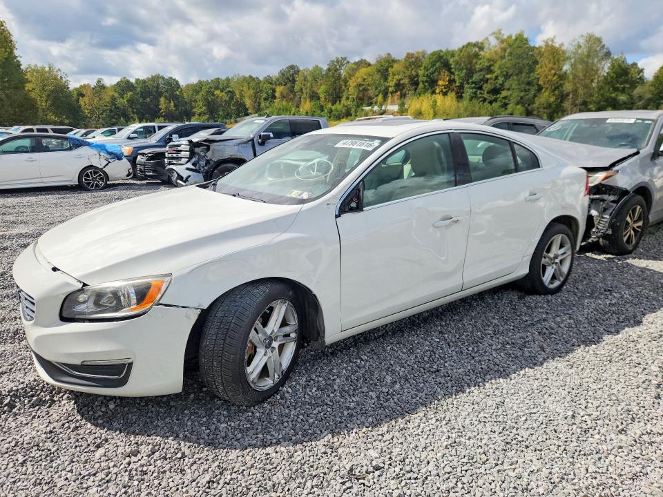 47961616 :رقم المزاد ، YV1612TB4F1309791 vin ، 2015 Volvo S60 مزاد بيع