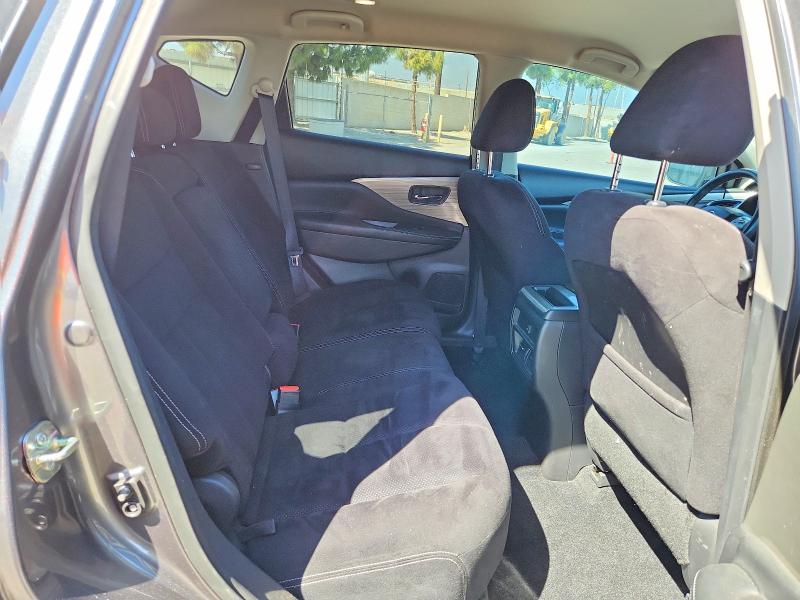 71293196 :رقم المزاد ، 5N1AZ2MG0GN165200 vin ، 2016 Nissan Murano مزاد بيع