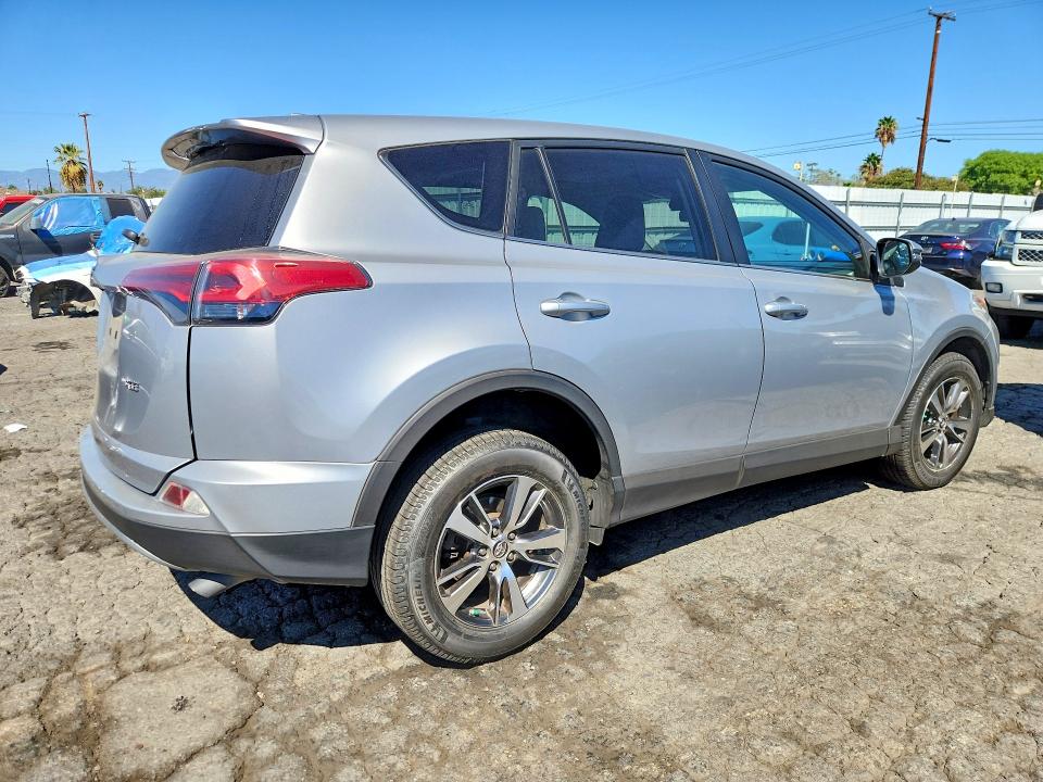 Продаж на аукціоні авто 2018 Toyota Rav4, vin: 2T3WFREV2JW519548, номер лоту: 71256186