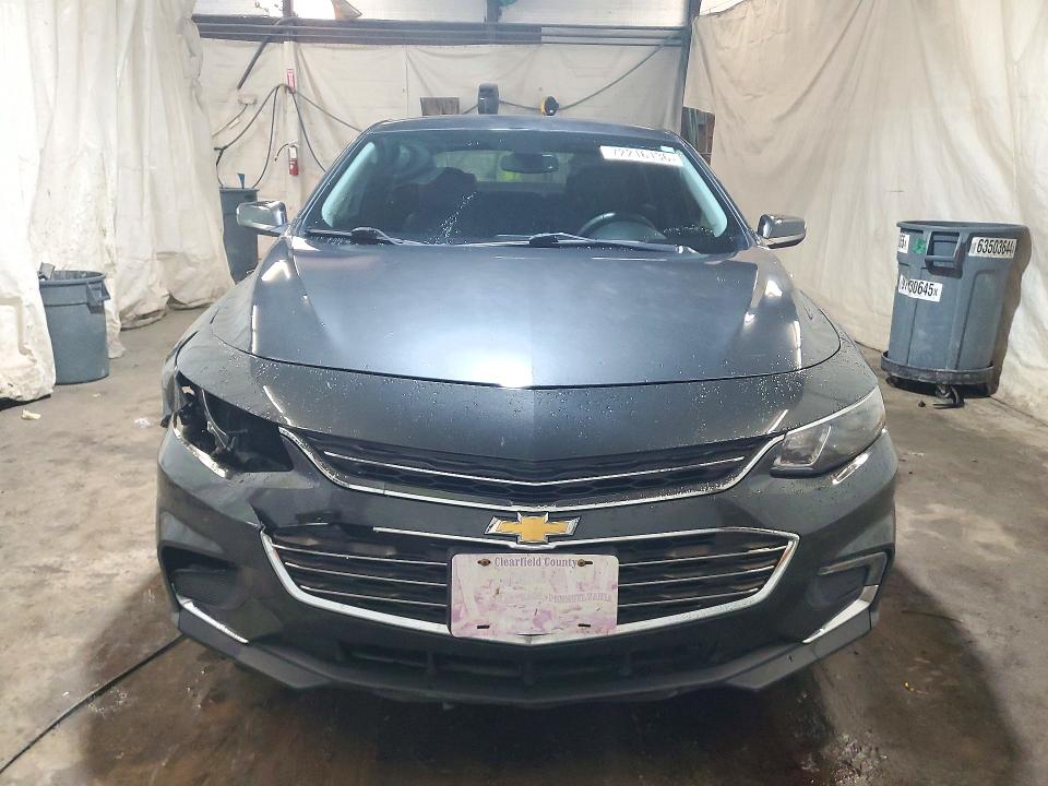 72216136 :رقم المزاد ، 1G1ZE5ST5HF287494 vin ، 2017 Chevrolet Malibu مزاد بيع