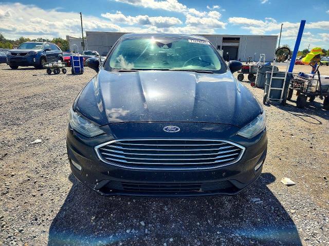 71501876 :رقم المزاد ، 3FA6P0HDXKR229047 vin ، 2019 Ford Fusion مزاد بيع