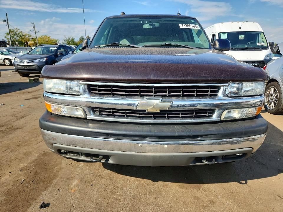 2004 Chevrolet Tahoe მანქანა იყიდება აუქციონზე, vin: 1GNEK13T74R199665, აუქციონის ნომერი: 71366766