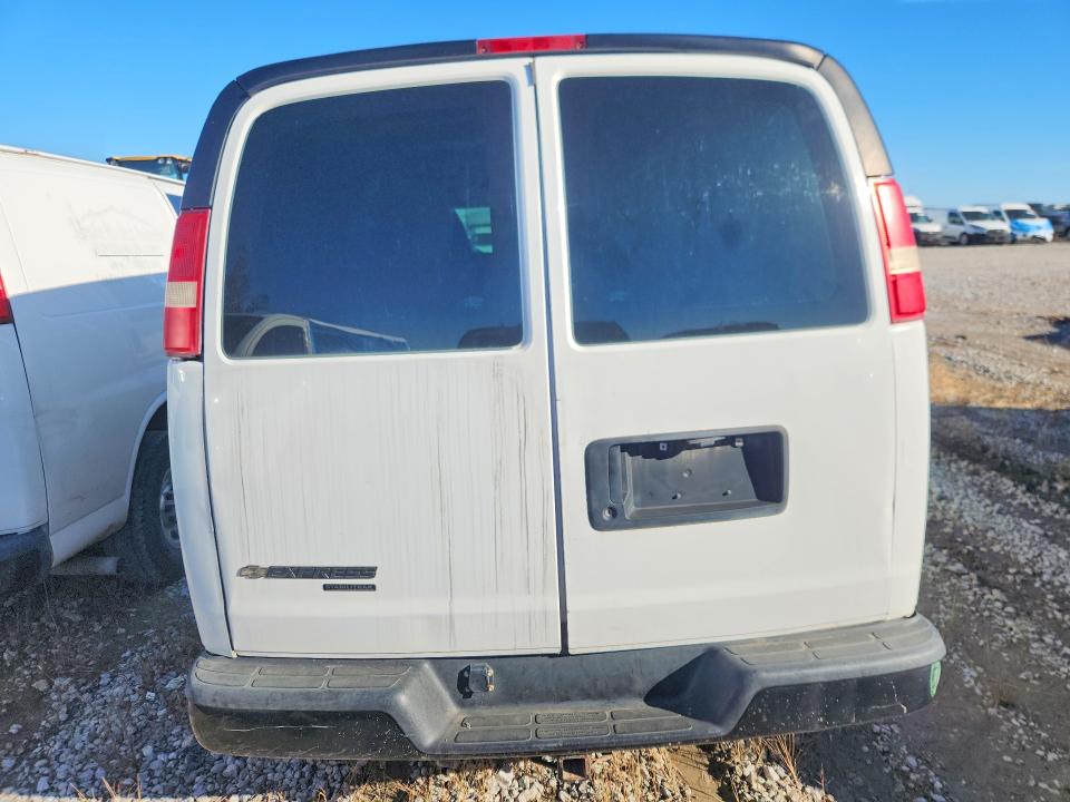68079786 :رقم المزاد ، 1GCSGAFX5E1147608 vin ، 2014 Chevrolet Express G1500 مزاد بيع