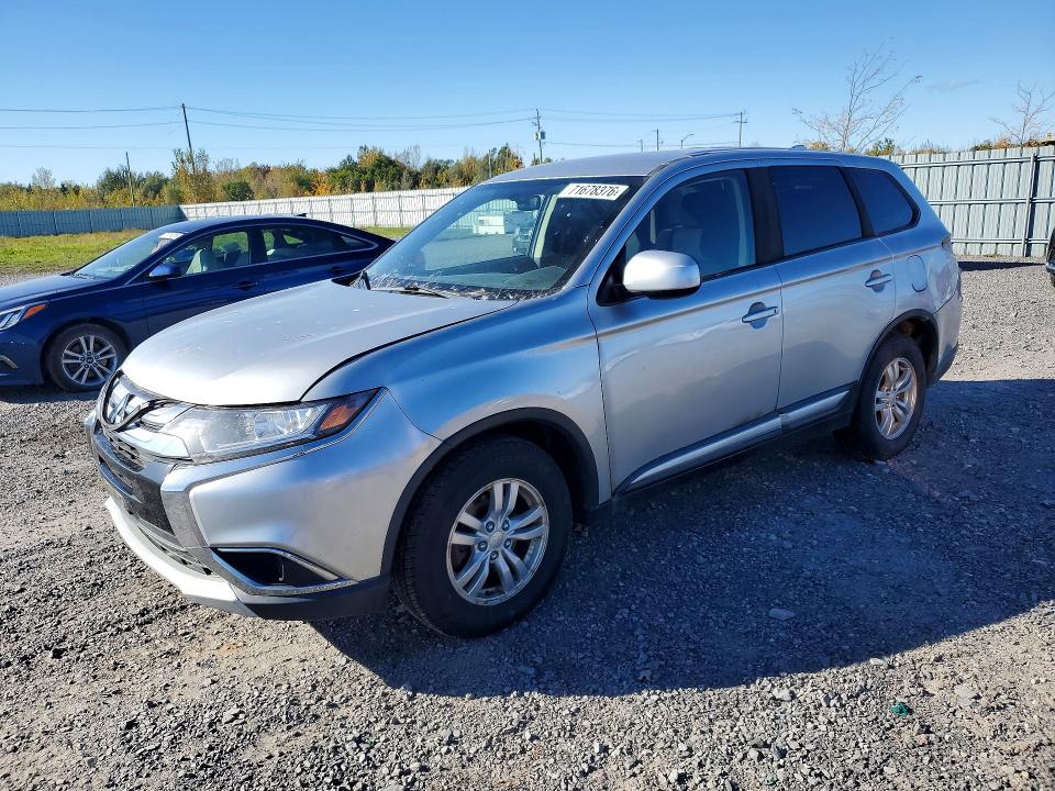 71678376 :رقم المزاد ، JA4AZ2A31JZ601603 vin ، 2018 Mitsubishi Outlander مزاد بيع