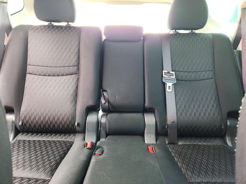 2017 Nissan Rogue მანქანა იყიდება აუქციონზე, vin: KNMAT2MT3HP616192, აუქციონის ნომერი: 72255426