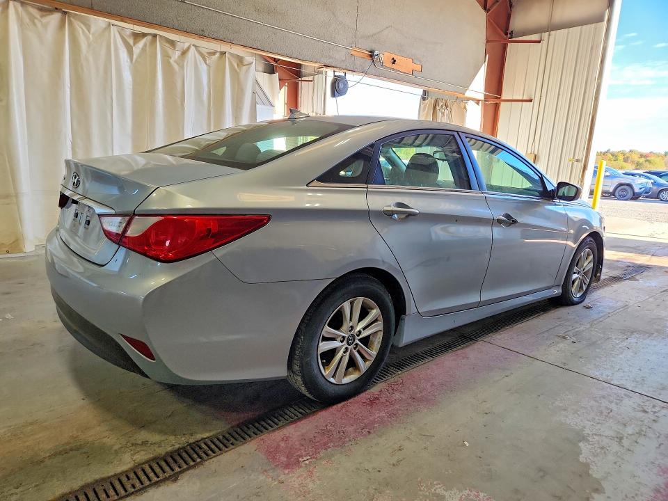 71602296 :رقم المزاد ، 5NPEB4ACXEH843813 vin ، 2014 Hyundai Sonata مزاد بيع