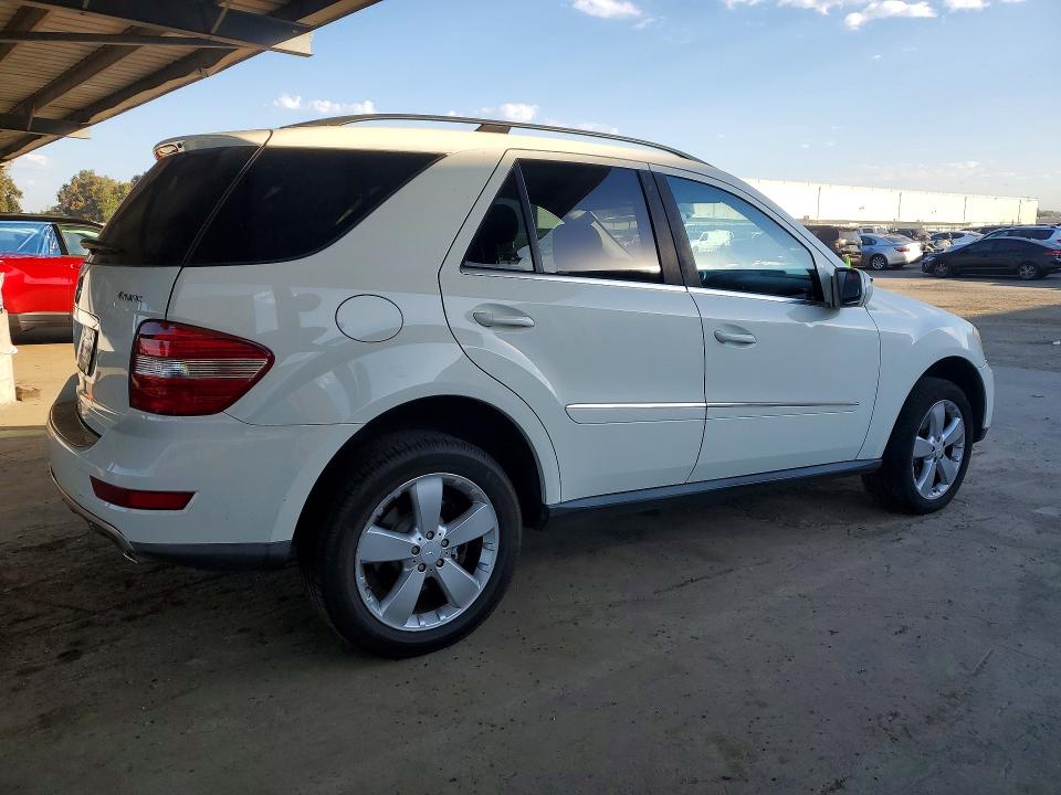 2010 Mercedes-benz Ml მანქანა იყიდება აუქციონზე, vin: 4JGBB8GB0AA616605, აუქციონის ნომერი: 71003506