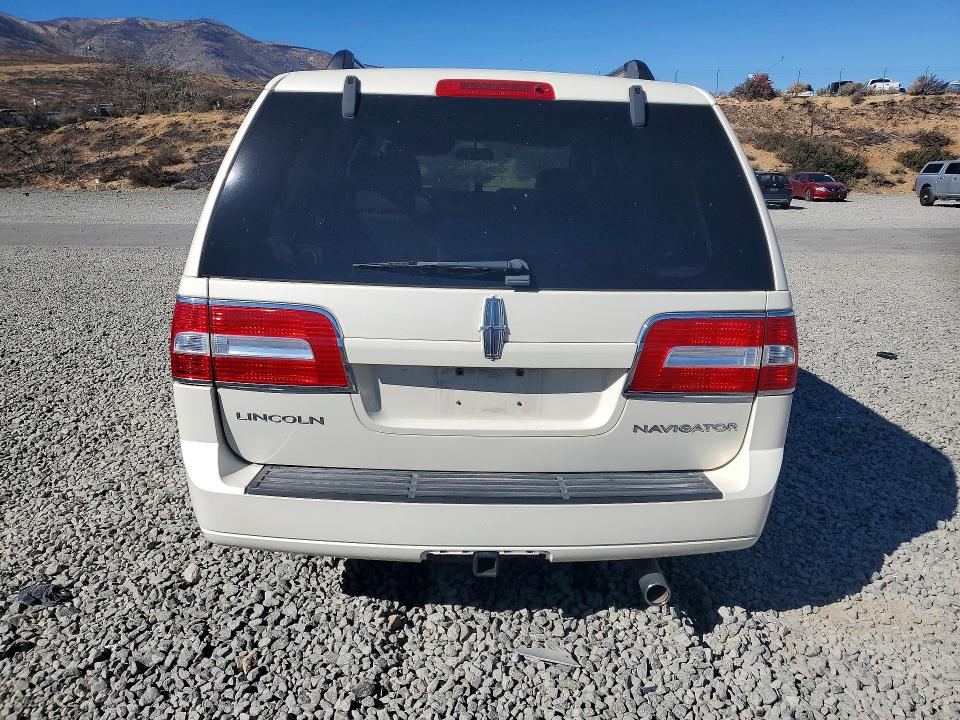 70544866 :رقم المزاد ، 5LMFU27507LJ25786 vin ، 2007 Lincoln Navigator مزاد بيع