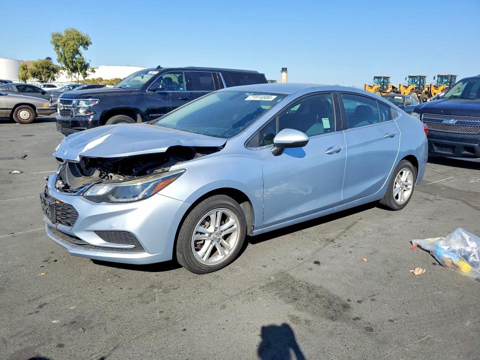 2018 Chevrolet Cruze მანქანა იყიდება აუქციონზე, vin: 1G1BE5SM9J7183486, აუქციონის ნომერი: 71814806