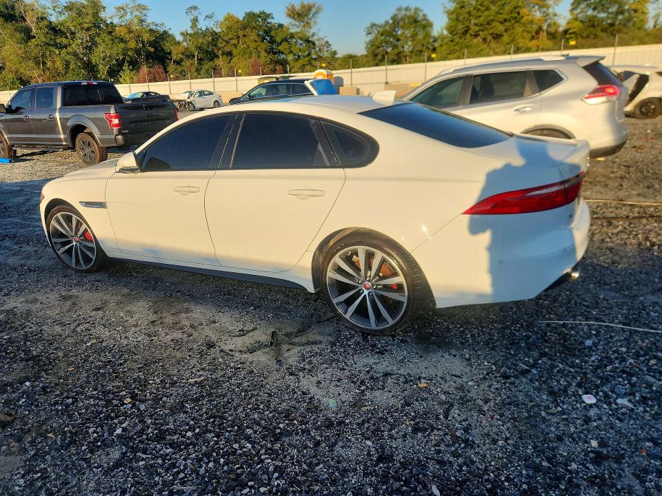 Продаж на аукціоні авто 2018 Jaguar Xf, vin: SAJBM4FV8JCY66540, номер лоту: 72553436