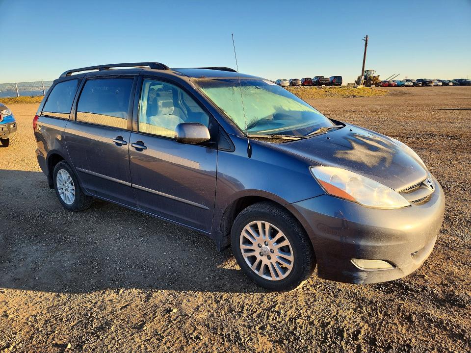 2007 Toyota Sienna მანქანა იყიდება აუქციონზე, vin: 5TDBK23C47S003432, აუქციონის ნომერი: 73083826