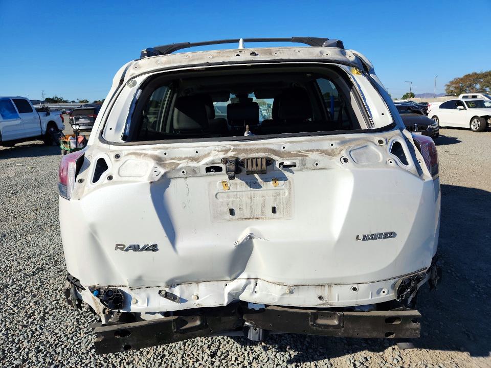 2017 Toyota Rav4 მანქანა იყიდება აუქციონზე, vin: 2T3YFREV5HW315894, აუქციონის ნომერი: 72223476