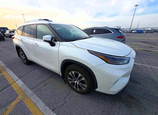Aukcja sprzedaży 2021 Toyota Highlander, vin: 5TDHZRBHXMS078269, numer aukcji: 72882136