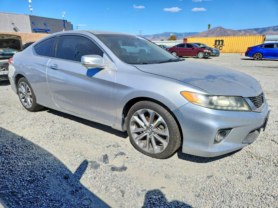 69464446 :رقم المزاد ، 1HGCT2B84DA013130 vin ، 2013 Honda Accord مزاد بيع