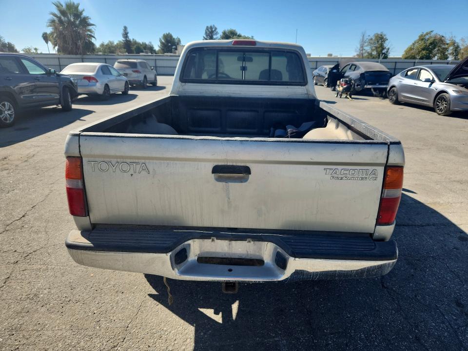 68364076 :رقم المزاد ، 5TESN92N7YZ708538 vin ، 2000 Toyota Tacoma مزاد بيع