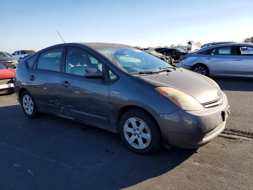 2007 Toyota Prius მანქანა იყიდება აუქციონზე, vin: JTDKB20U173261888, აუქციონის ნომერი: 72512726