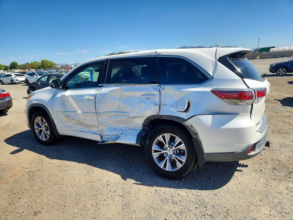 71455906 :رقم المزاد ، 5TDZKRFH5FS071025 vin ، 2015 Toyota Highlander مزاد بيع