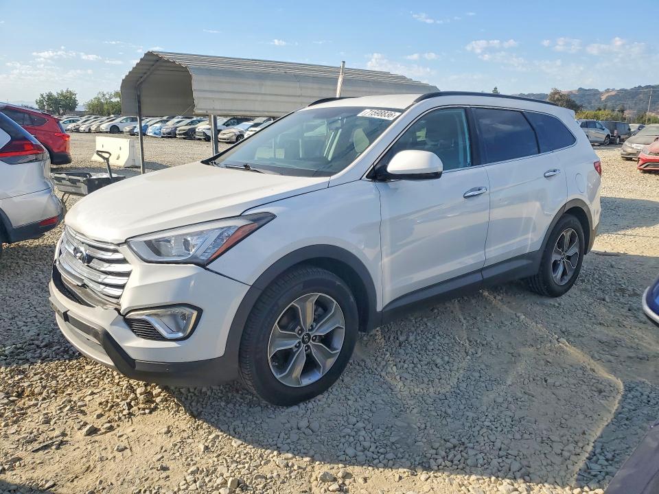Продажа на аукционе авто 2016 Hyundai Santa Fe, vin: KM8SM4HF2GU144385, номер лота: 71598836
