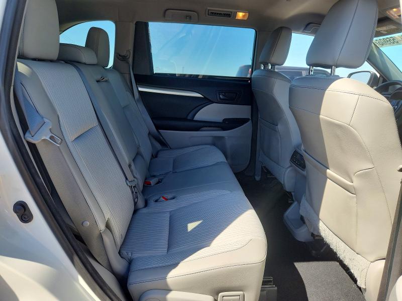 71455906 :رقم المزاد ، 5TDZKRFH5FS071025 vin ، 2015 Toyota Highlander مزاد بيع